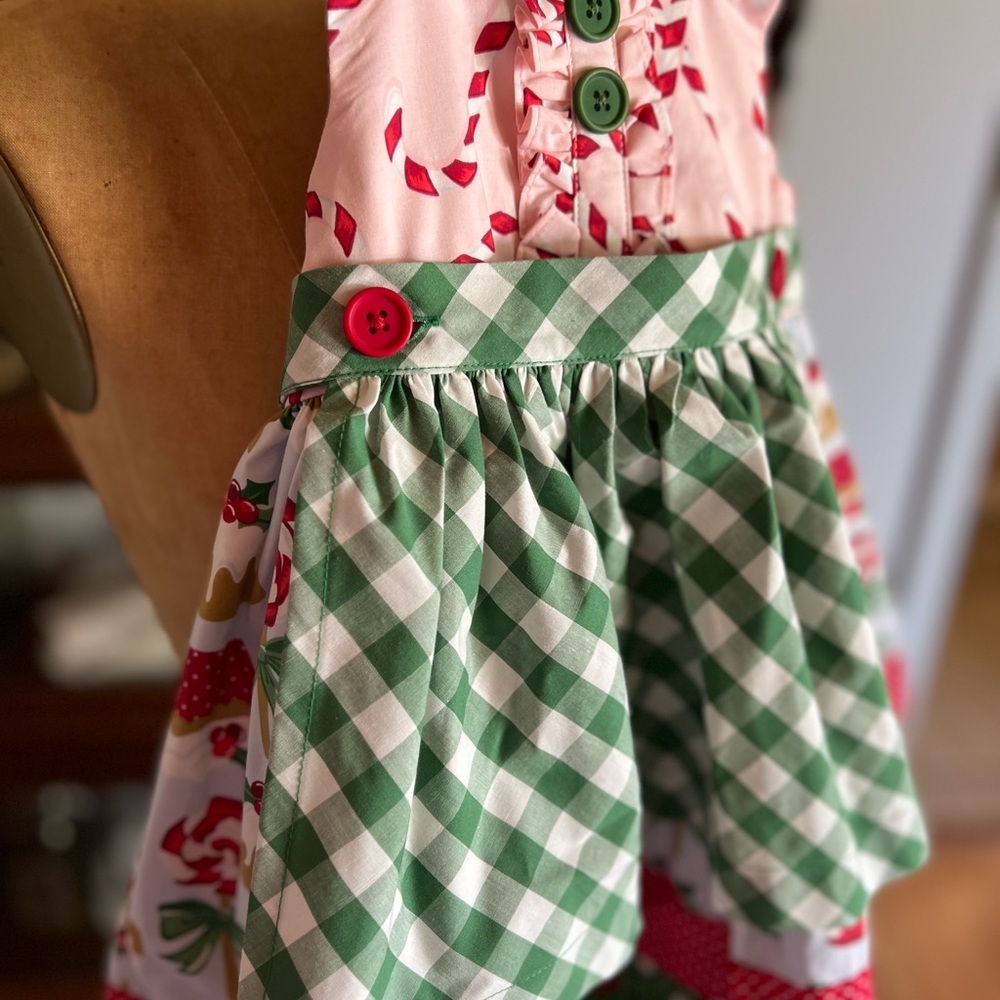 Tabitha Twinkle Candy cane apron  dress 3-4 - Picture 8 of 10
